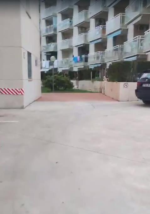 2Nda Linea Con Piscina En Miami Platja Apartment Miami Playa Екстериор снимка
